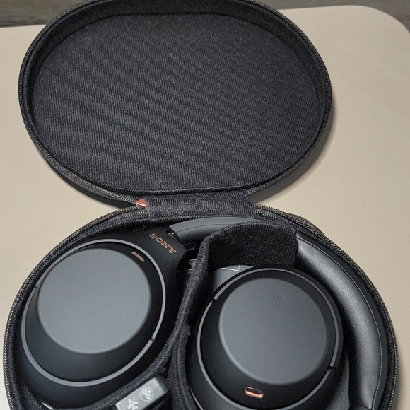 Sony WH-1000XM4 Headphones Open Box - Picture 5 of 12